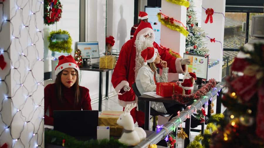 Event Planning Tips for Saskatoon Christmas Party Entertainment